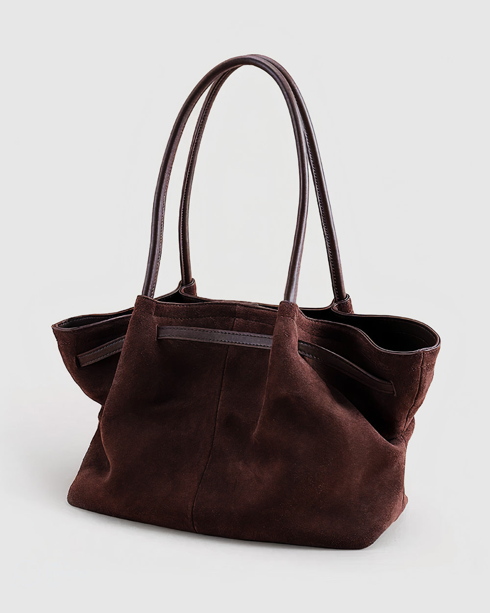 Soft Virginie 17 Suede Tote in Mocha