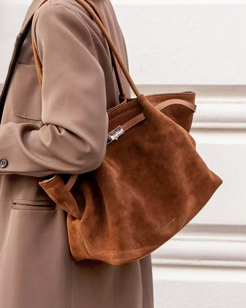 Soft Virginie 17 Suede Tote in Black